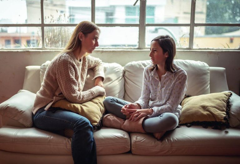 women talking, empathic listening