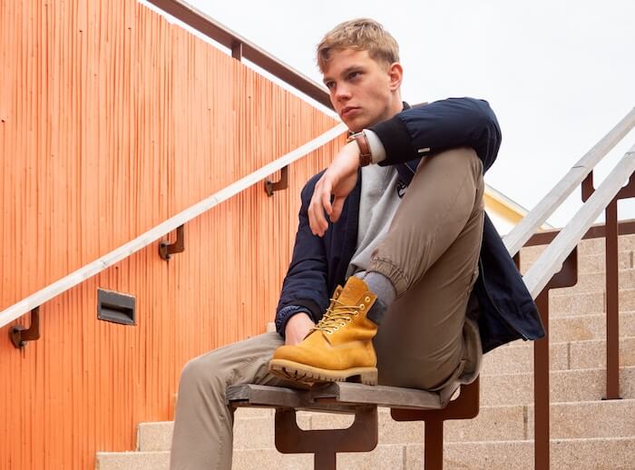 man sitting on steps malignant narcissist