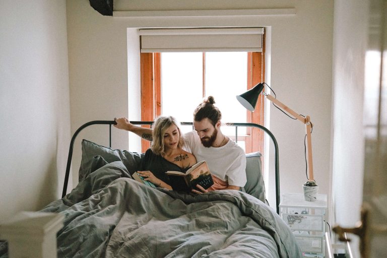 couple reading, best relationship books