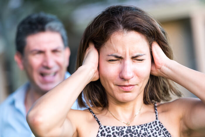 man yelling at woman effects of emotional abuse