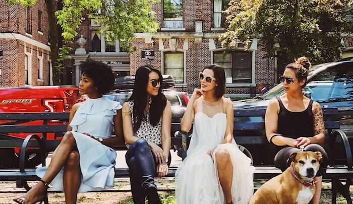 women on park bench how to make small talk