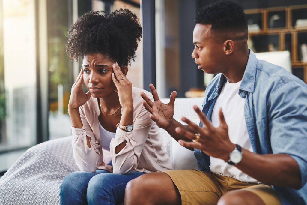 African American couple arguing, narcissistic relationship patterns