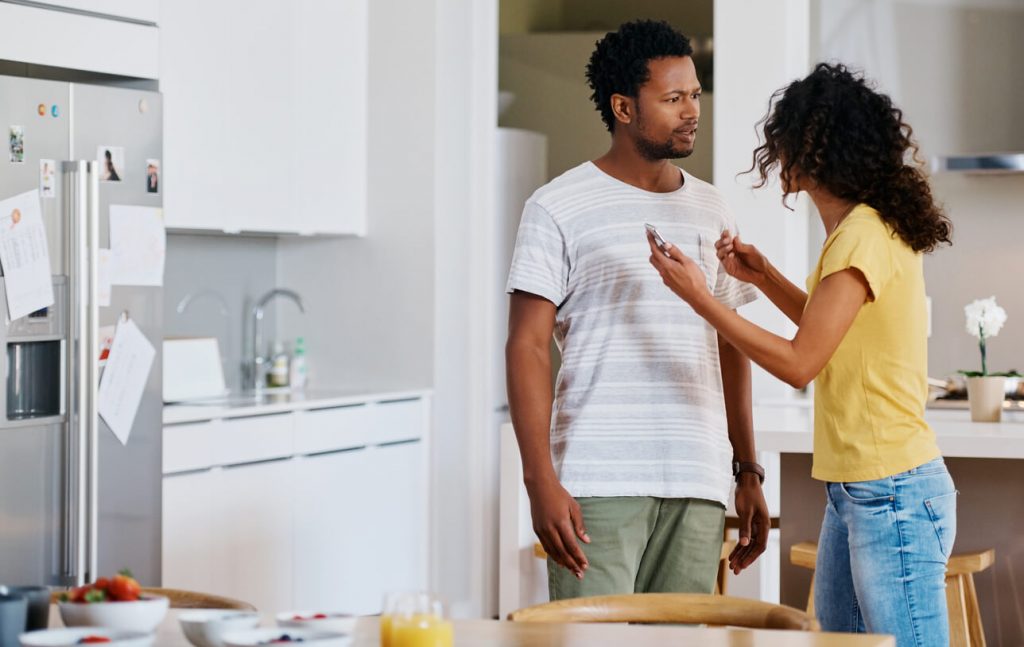 couple arguing what to do when someone lies to you in a relationship